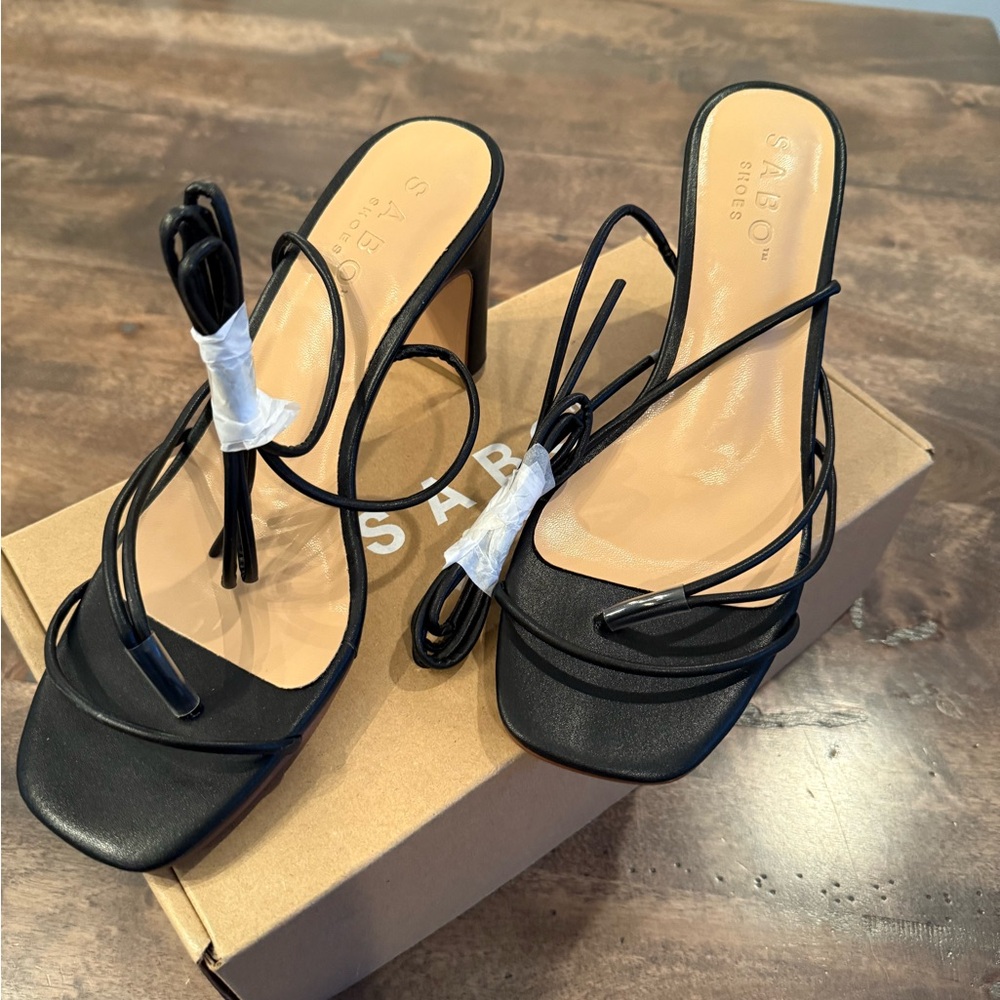 NEW - Sabo Skirt Strappy Ares Heels